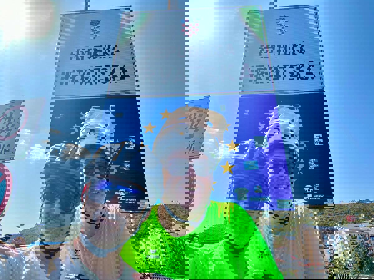 7C7fdda5 Aeab 46B3 928A 5Fae82334687
